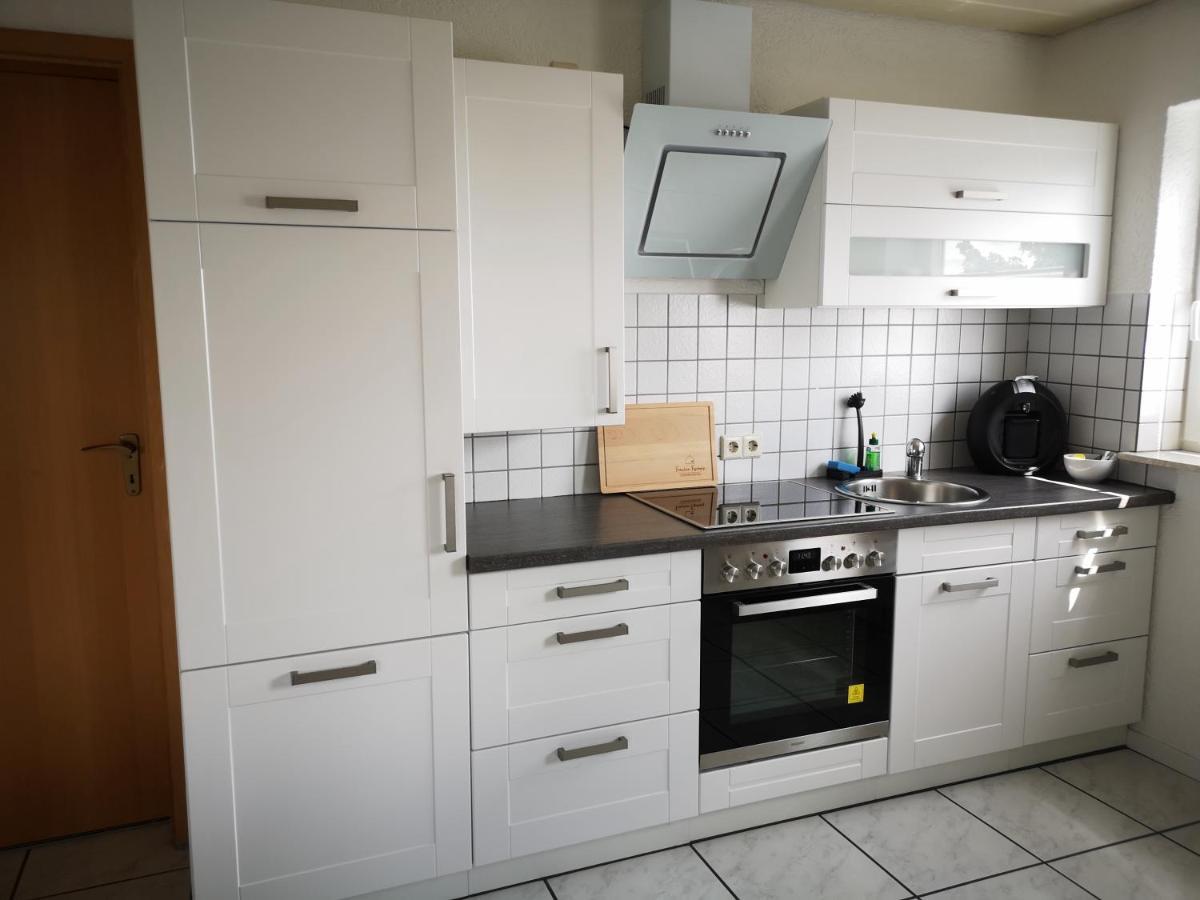 Familienfreundliche Ferienwohnung Mit Wohlfuehlbalkon Und Kostenlosem Parkplatz Nahe Messe Und Bodensee Meckenbeuren Dış mekan fotoğraf
