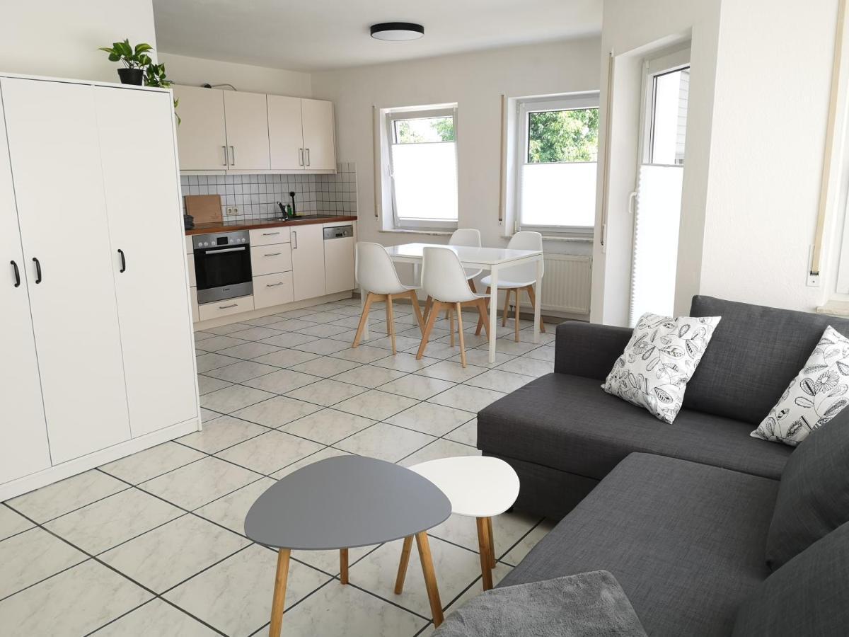 Familienfreundliche Ferienwohnung Mit Wohlfuehlbalkon Und Kostenlosem Parkplatz Nahe Messe Und Bodensee Meckenbeuren Dış mekan fotoğraf